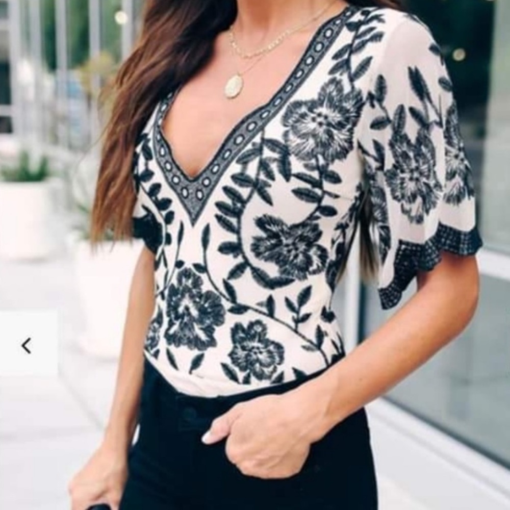 Honey Punch blouse bodysuit size XS never worn